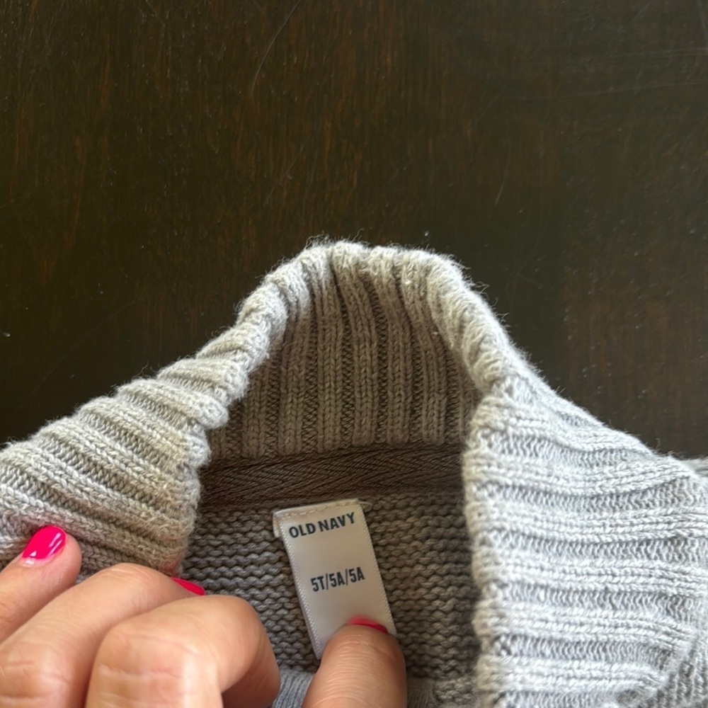 Old Navy Gray Knit Sweater with Cable Patterns - Picture 2 of 2